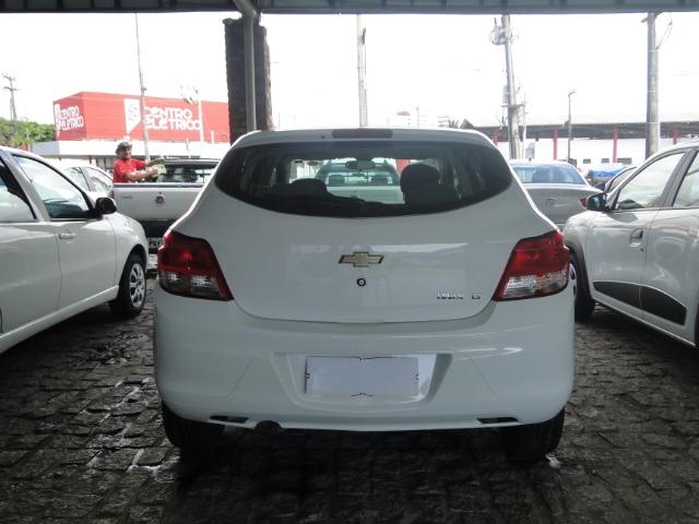Chevrolet Onix 1.0 2015/2016 - Foto 3