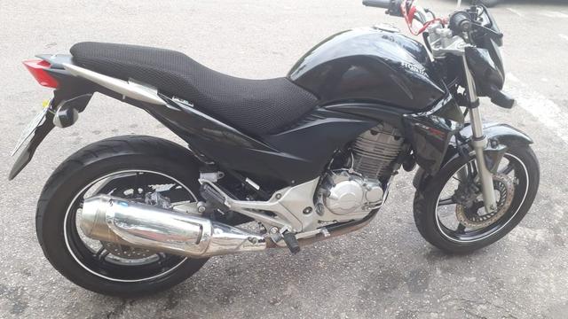 Cb 300R - Foto 2