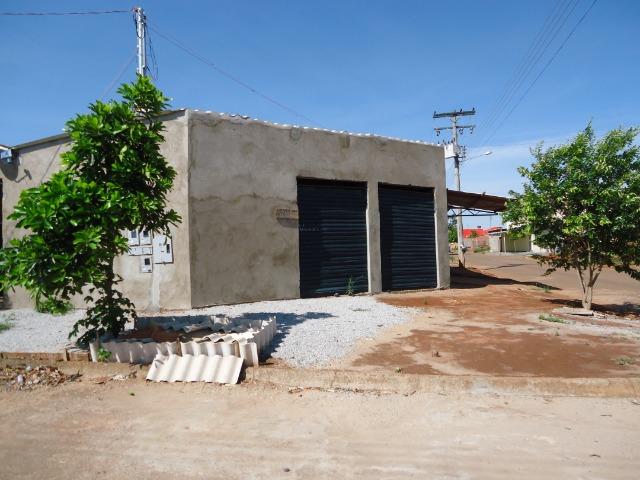 Ponto Comercial de esquina c/ casa de 04 cômodos+áreas (quitada)