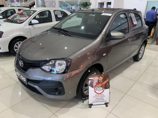 Toyota Etios 1.3 X Automatico 20/20 - Foto 11