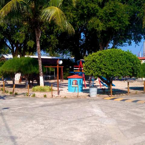 Casa duplex em condomínio com 3 quartos, em frente a Lagoa - Foto 18
