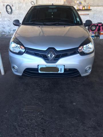 Renault Clio Expression 4P 1.0 16V - 2014