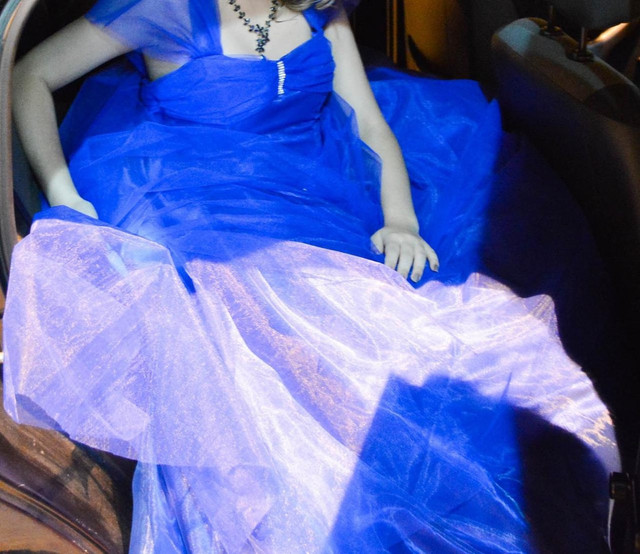 vestido de 15 anos azul caneta