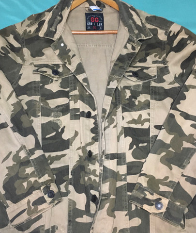 jaqueta camuflada carmen