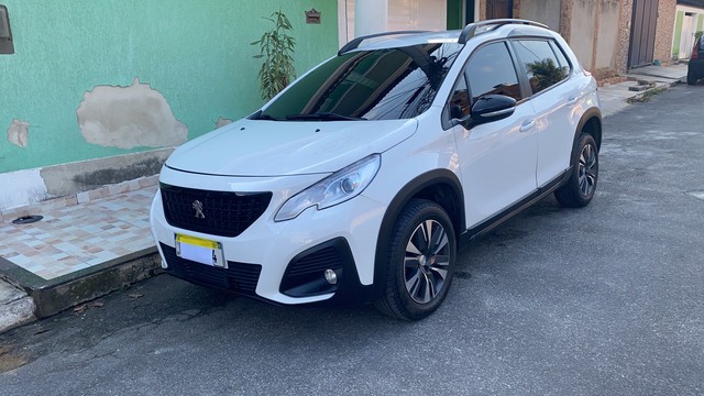 PEUGEOT 2008 ALLURE 2020