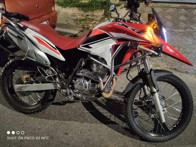 XRE 300 ZERADA NO CROMO