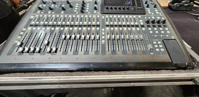 Behringer X32 full com case Gator