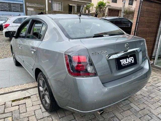 Sentra 2.0 Automático ( Completo / Periciado) - Foto 3