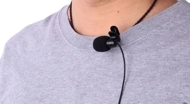 (NOVO) Microfone Lapela com fio P2 - Foto 2