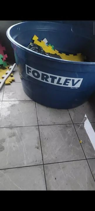 Cubo de água grande para venda! - Foto 4