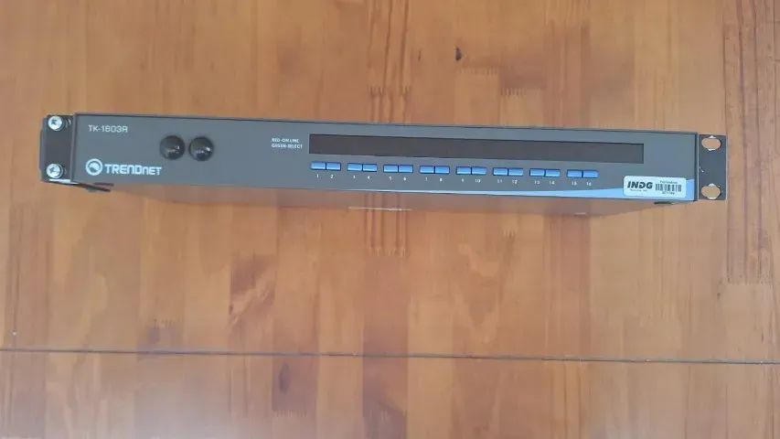 Trendnet 1603R 16-Port KVM Switch with VGA and USB Connectivity for Servers – Enterprises64739263158145120