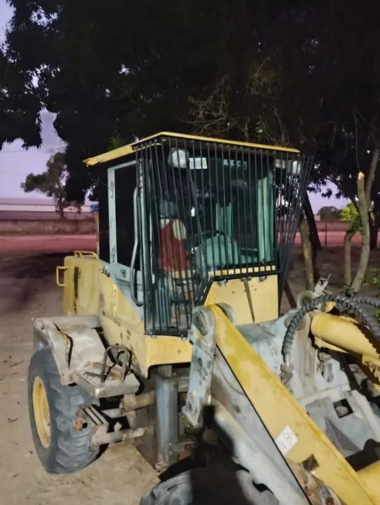 Pá Carregadeira  - Foto 2