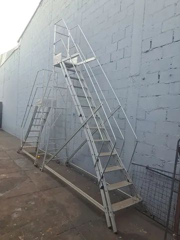 Escada plataforma trepadeira 12 degraus aluminio 