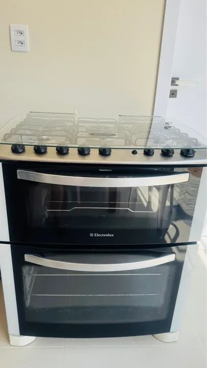 Fogão a Gás 5 Bocas com 2 fornos - Usado em Ótimo Estado