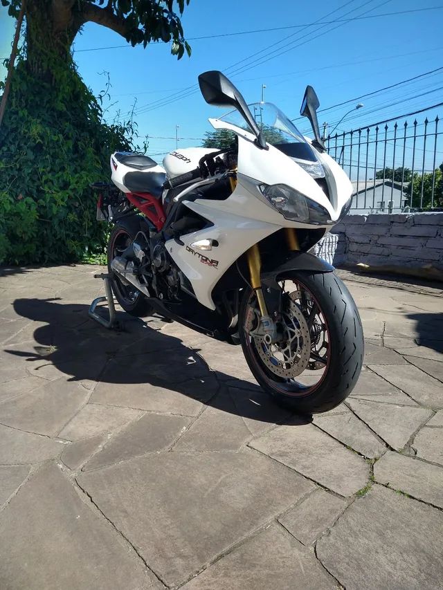 Daytona 675r online olx