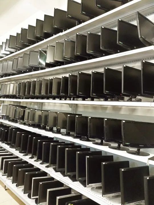 Monitor Samsung 17 Polegadas Quadrado VGA Preto  - Foto 2