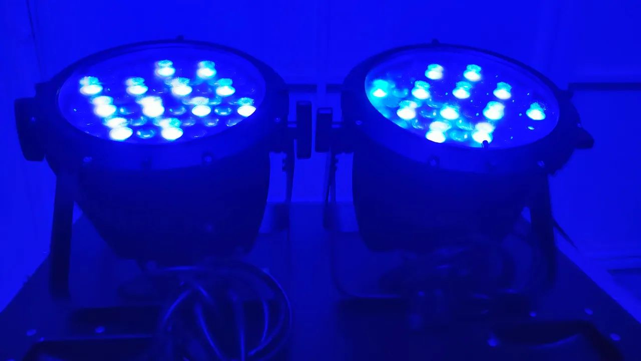 2 un Waterproof IP 68 LED Par Light LP-35464308568600835123