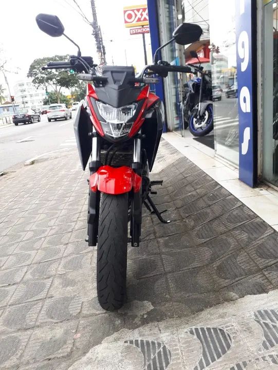 Honda Cb 300F Cbs 2023 Vermelha Único Dono - Foto 5