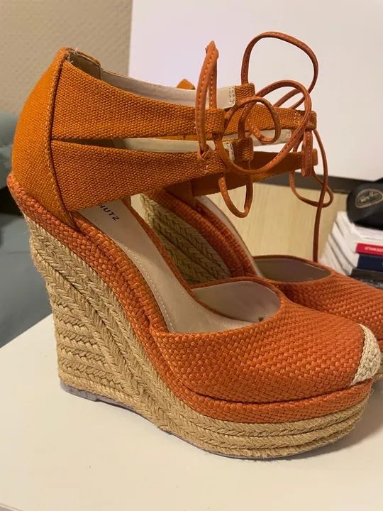 Sandália anabela schutz  - Foto 3