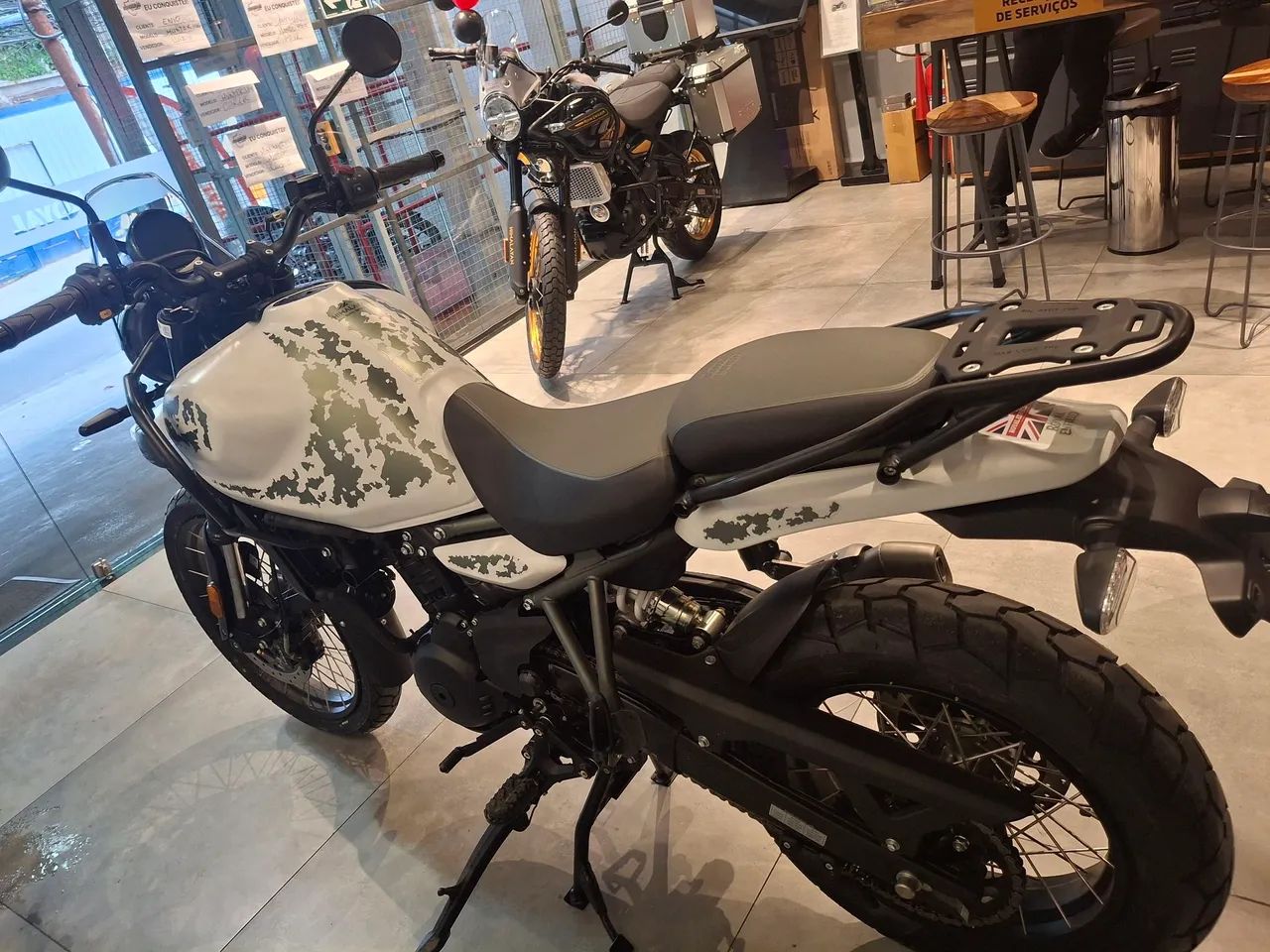 Himalayan Kamet Withe 450cc - Amanda