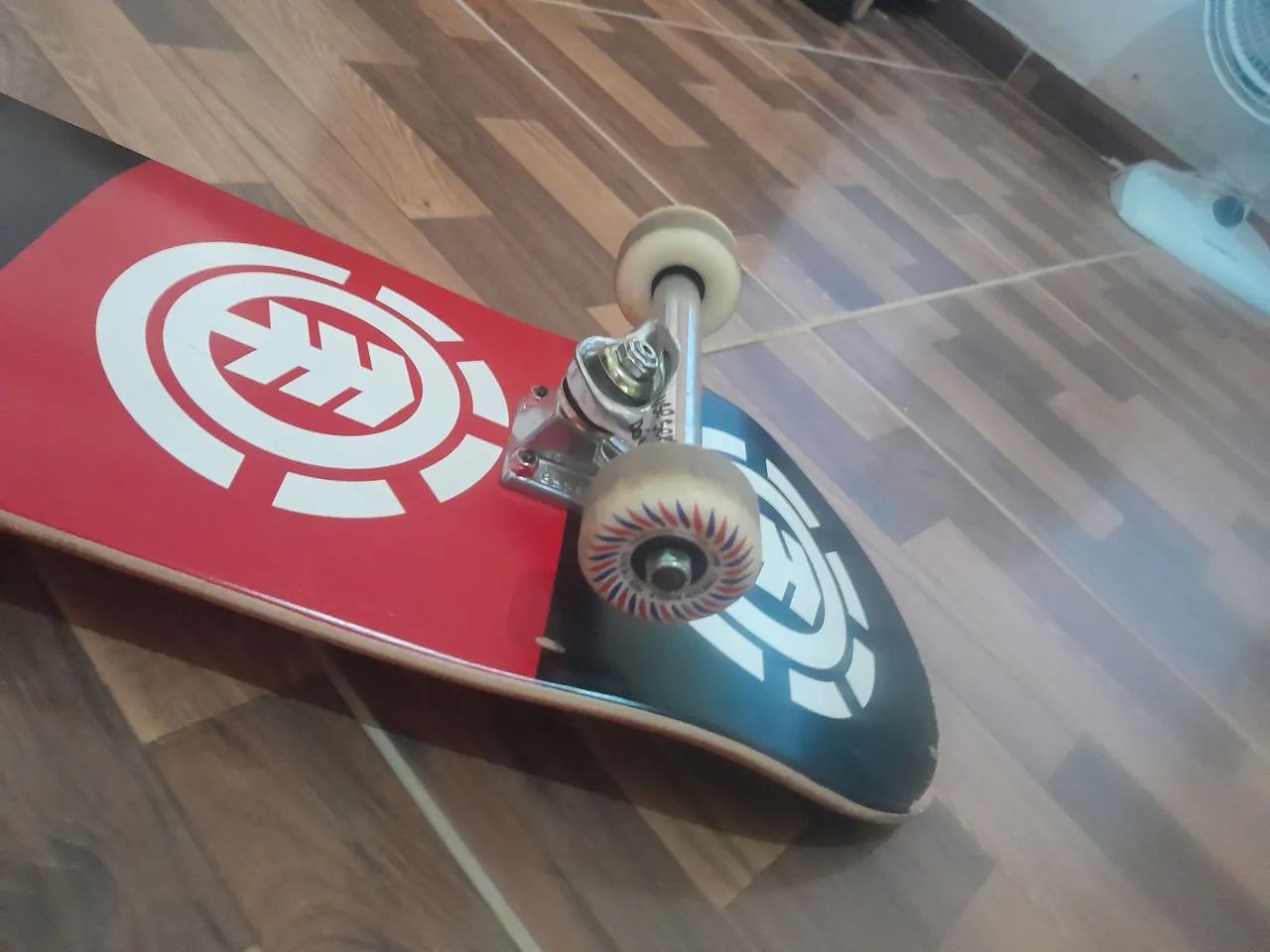 Skate shape Element original 