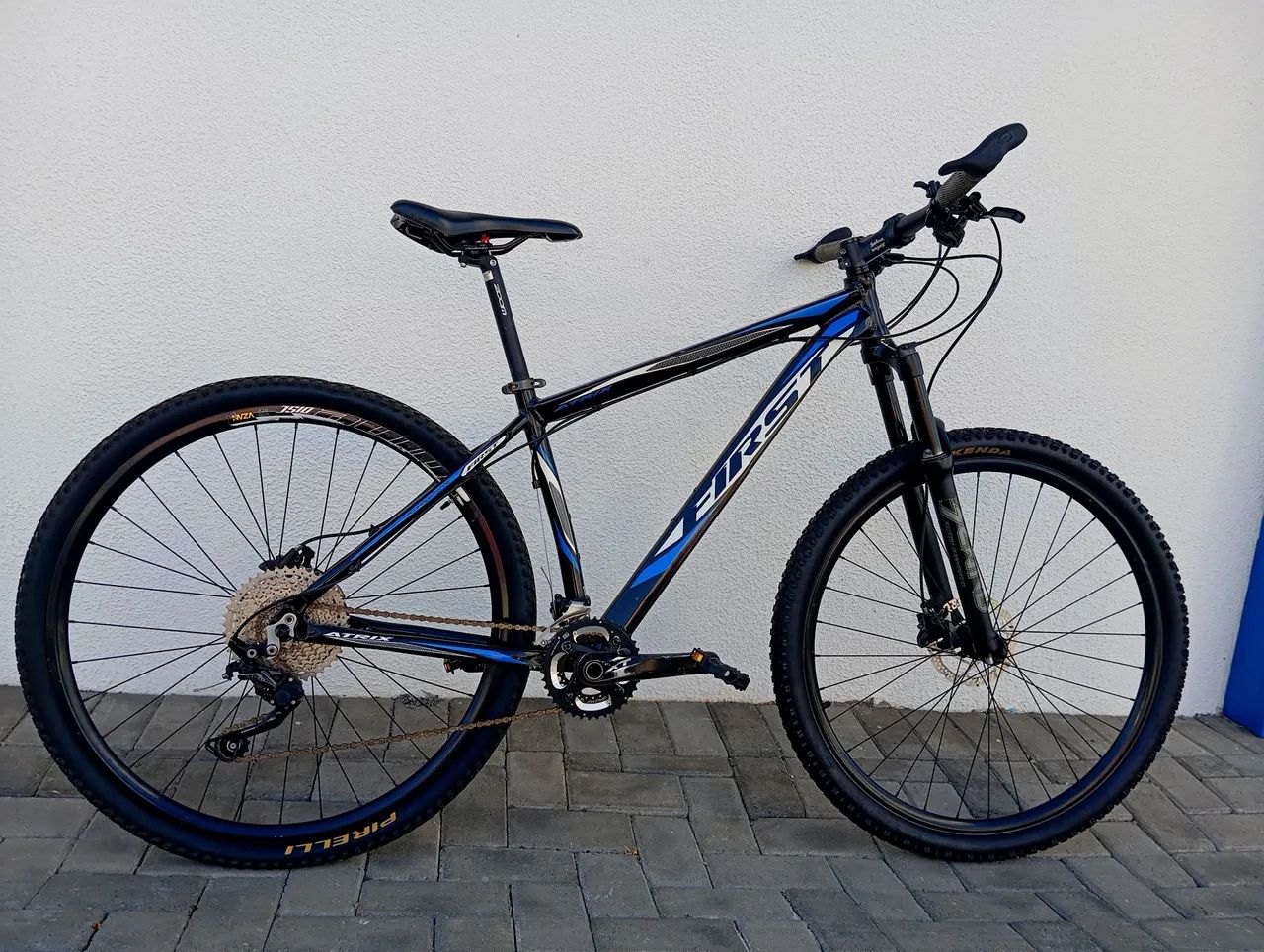 Bike First aro 29 shimano 