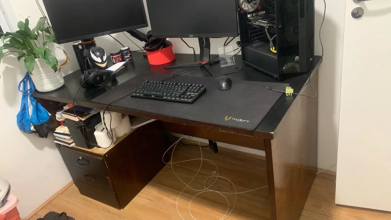 Mesa e cadeira gamer - Foto 2