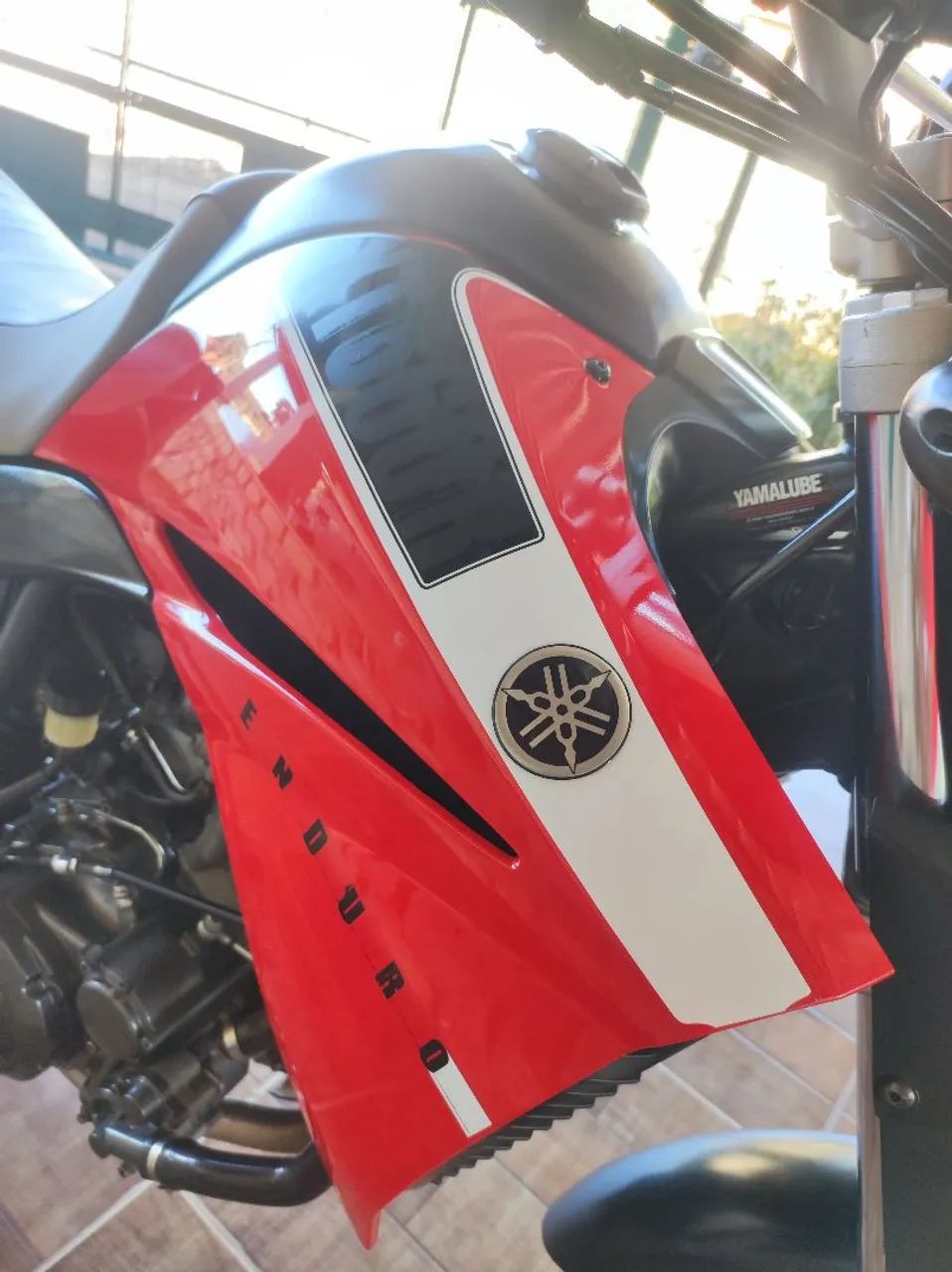 XT 660r,moto de procedência, segundo dono, bateria nova, pneu traseiro original novo. - Foto 4