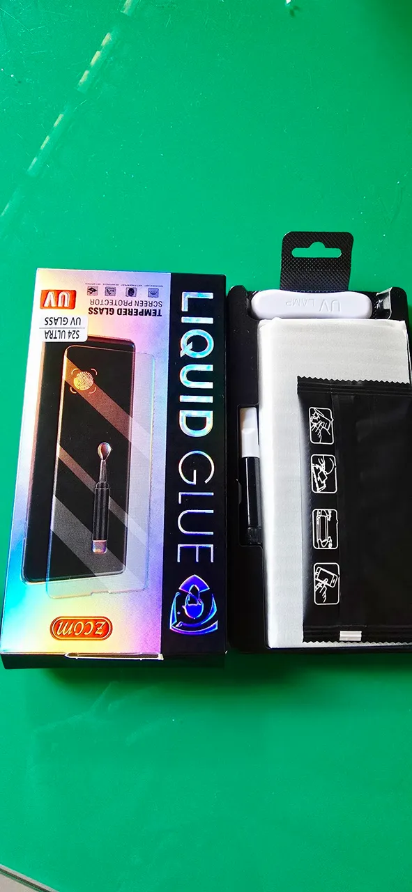 Película de Vidro UV p/ Samsung S24 Ultra + Cola e Lâmpada UV
