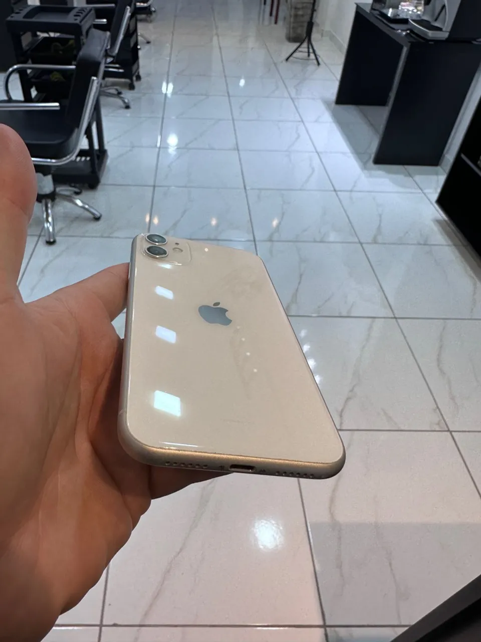 iPhone 11