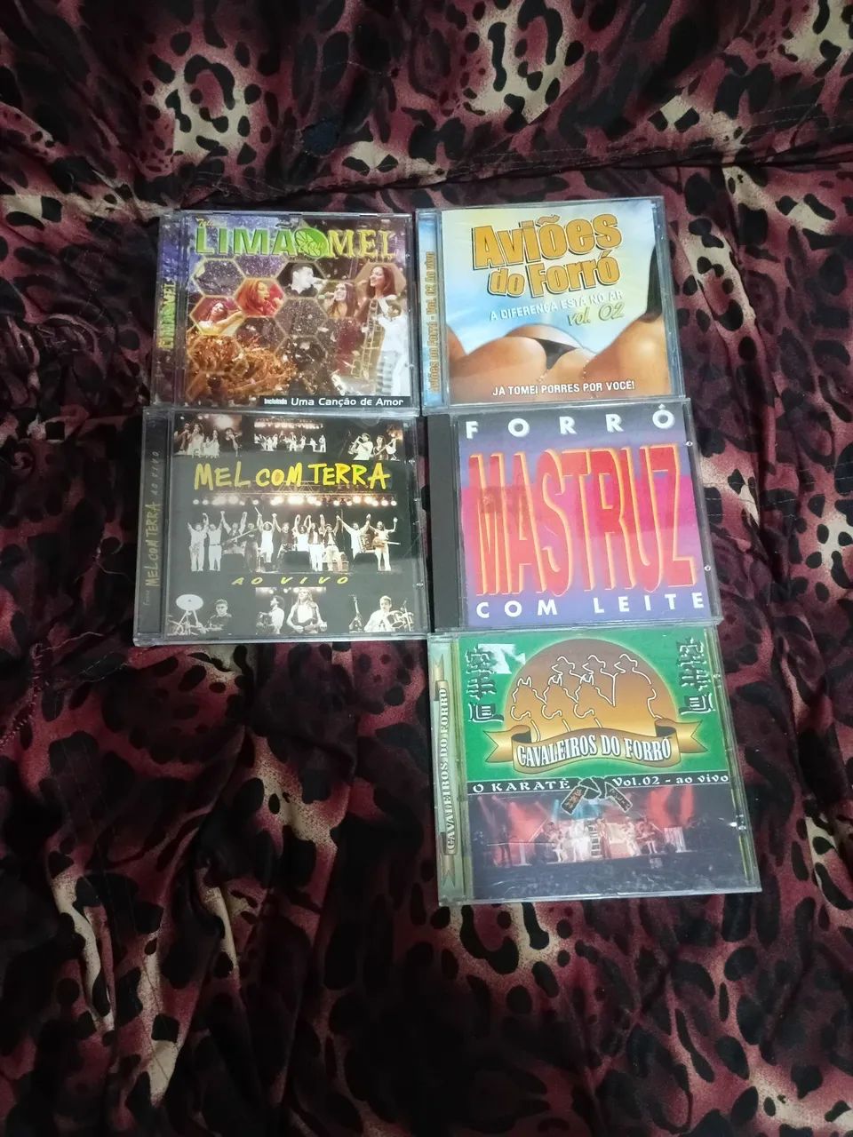 Coleção de CDs de Forró - Lima com Mel, Aviões do Forró e Mais! - Foto 2