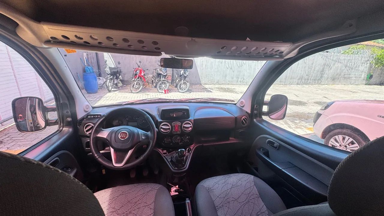 Fiat Doblo 1.8 Essence  - Foto 5