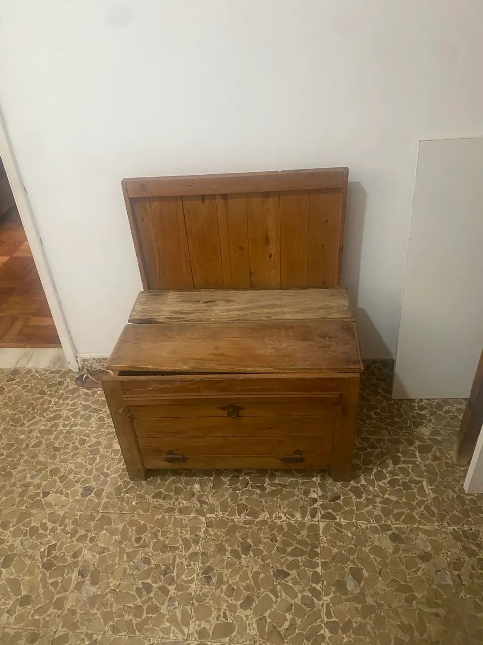 Vendo banco de madeira de demolição  - Foto 2