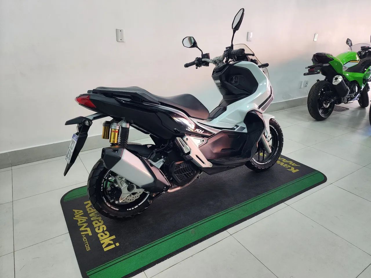 HONDA ADV 150 - Foto 4