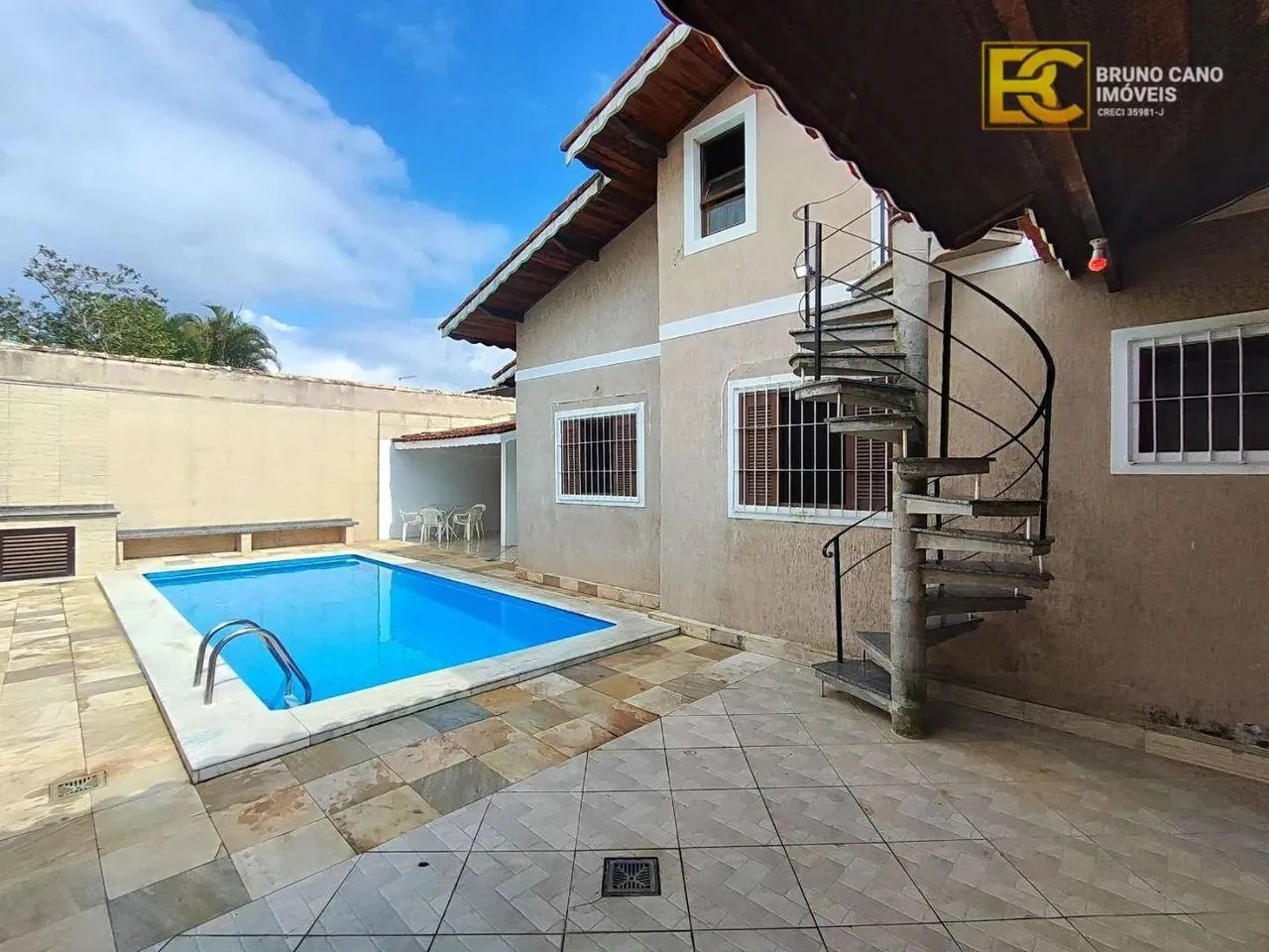 Casa térrea com piscina á 400m do mar á venda - Tres Marias - Peruíbe/SP - Foto 5