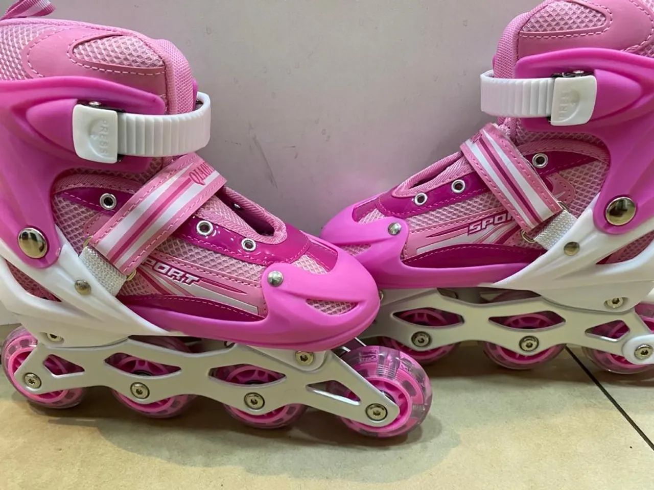 Patins in-line ajustável calça 31 ao 34 - Foto 3