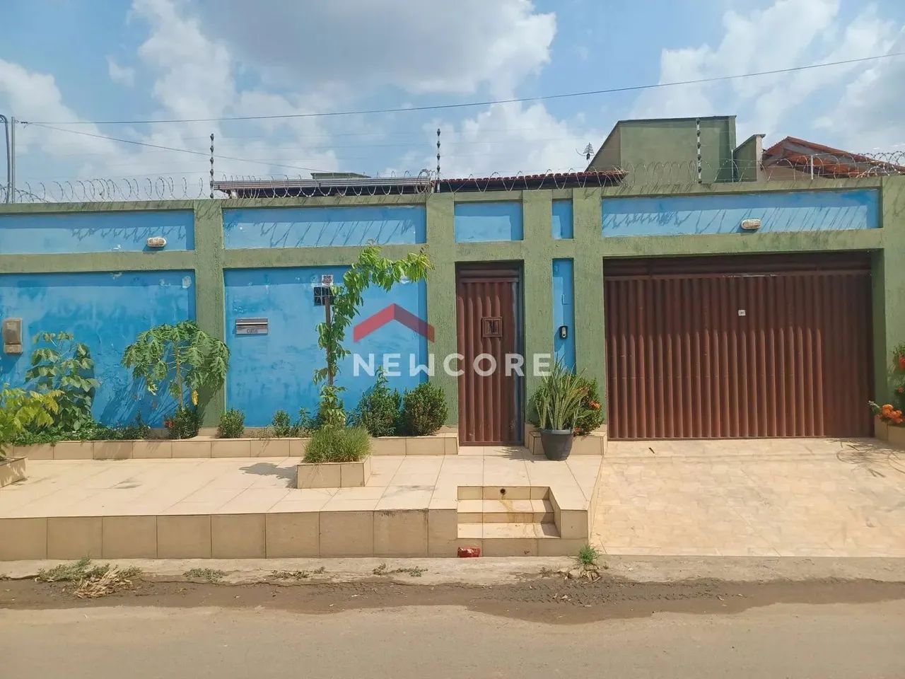 Casa em Avenida Moacir Campos Milhomem - Residencial Colina Park - Imperatriz/MA