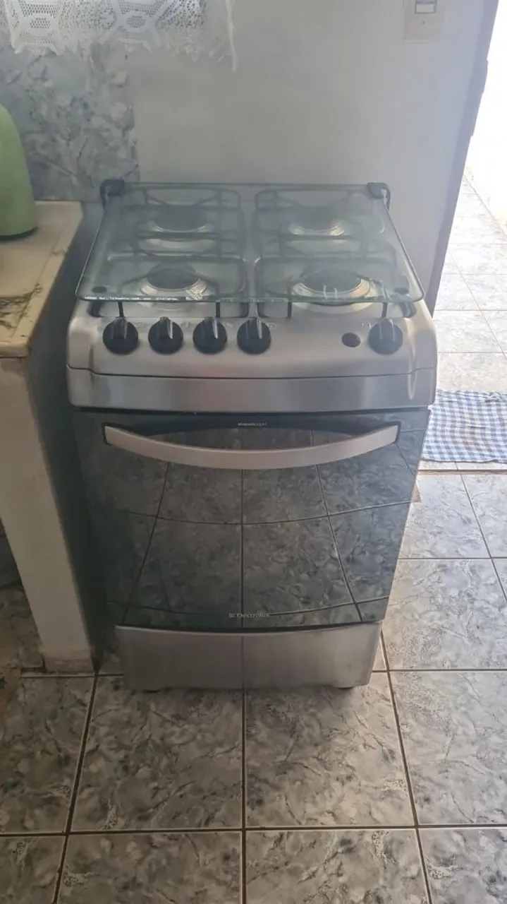 Fogão Electrolux 4 bocas com vidro
