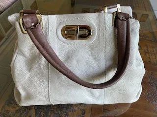 Bolsa bege, excelente estado, em couro macio