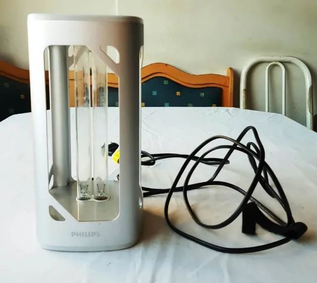 Luminária de Mesa para Desinfecção UV-C - Marca Philips - 24W Bivolt - Usado - Funcionando - Foto 3