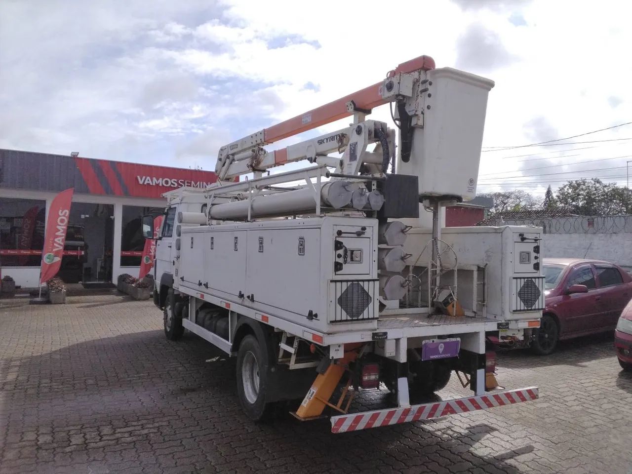 Volkswagen 8.160 Delivery 2015/2016 Vamos Seminovos São Leopoldo - Foto 6