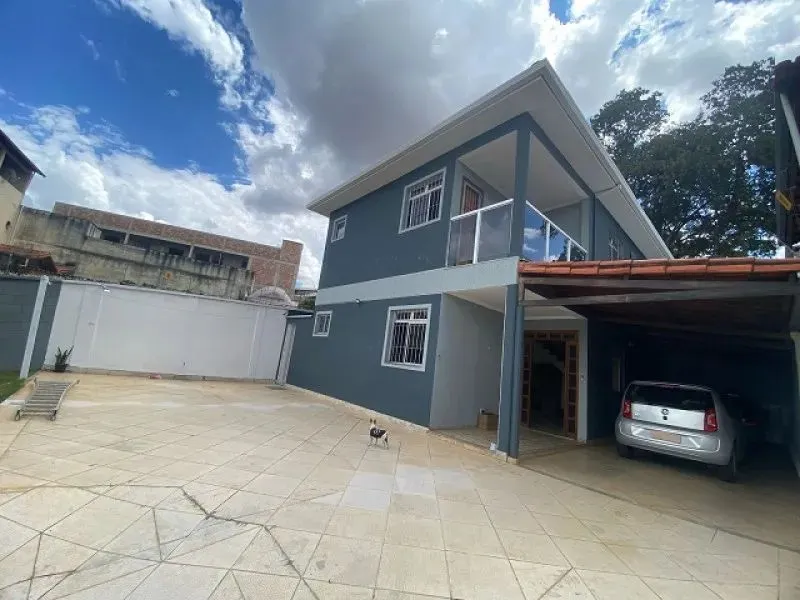 Casa para locacao Bairro Planalto, 2 pav., 4 quartos, 1 suite, 3 banheiros, area de lazer