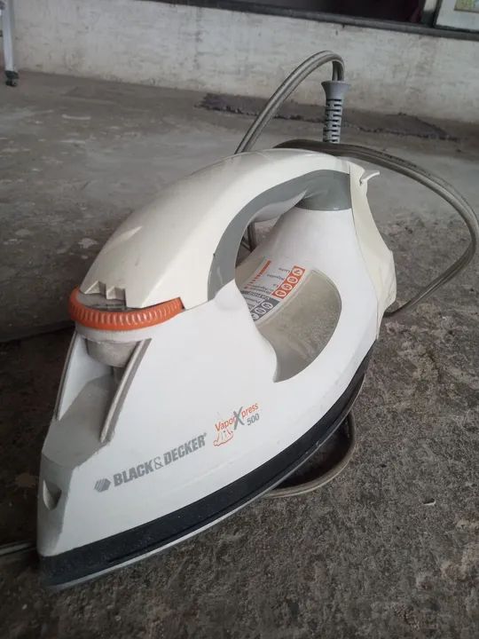 Ferro de Passar Roupa Black & Decker Vapor Express 500 - Foto 2