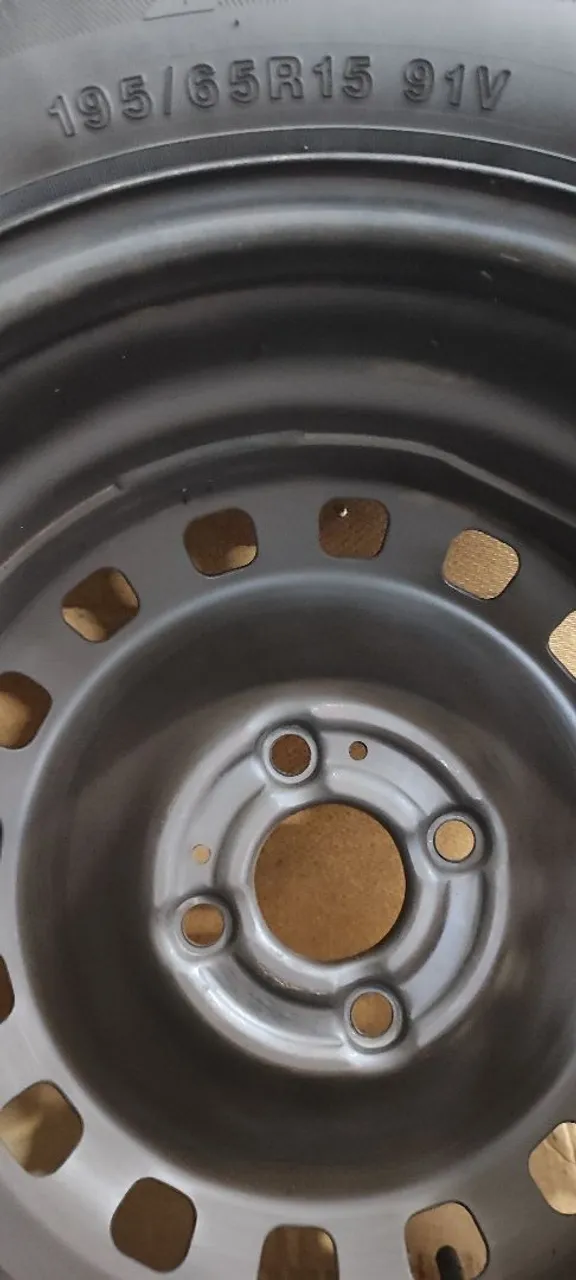 Roda de aço aro 15+ PNEU 195/65 R-15