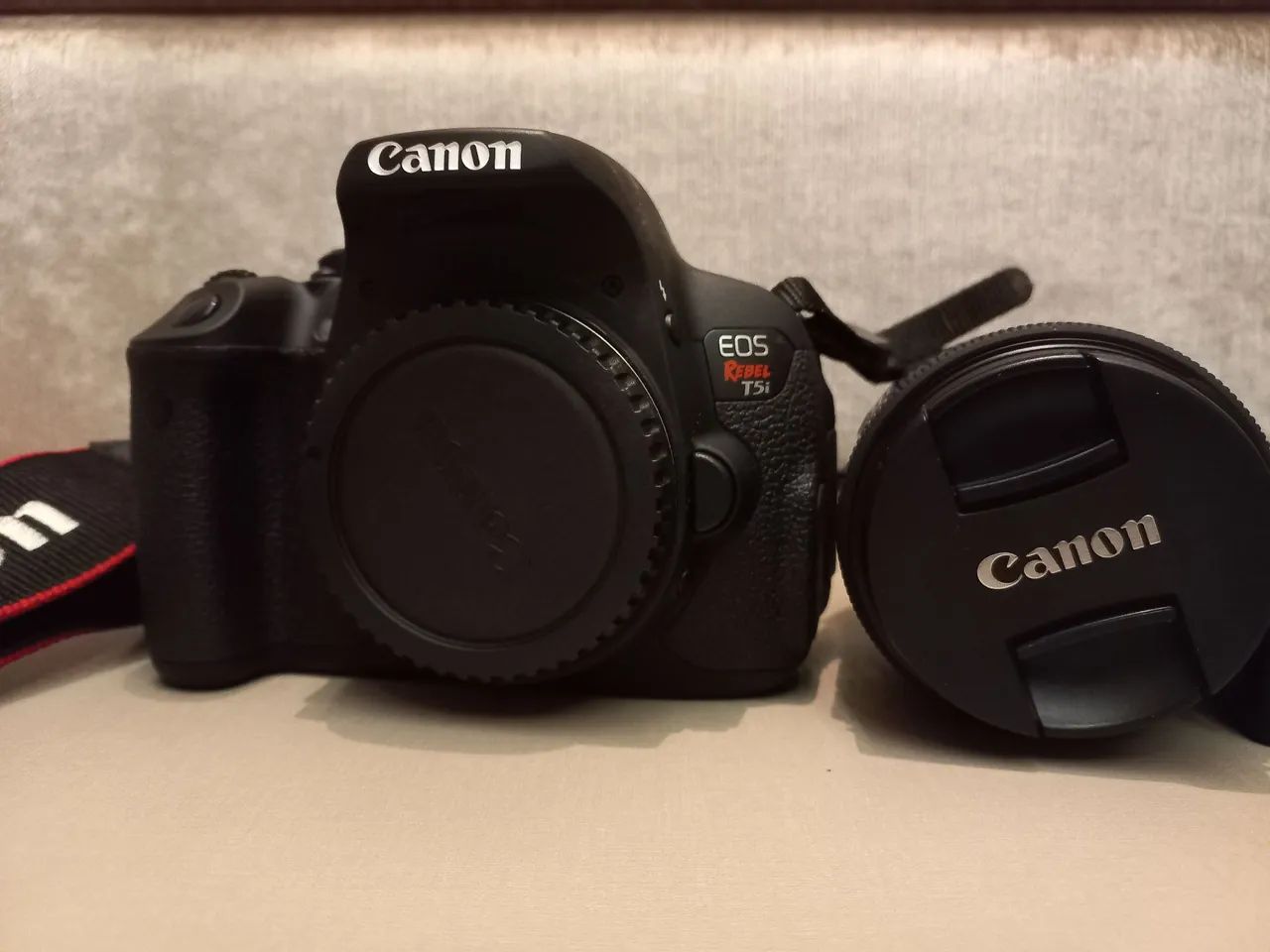 Câmera Digital Canon EO5 T5I completa - usada - Foto 2