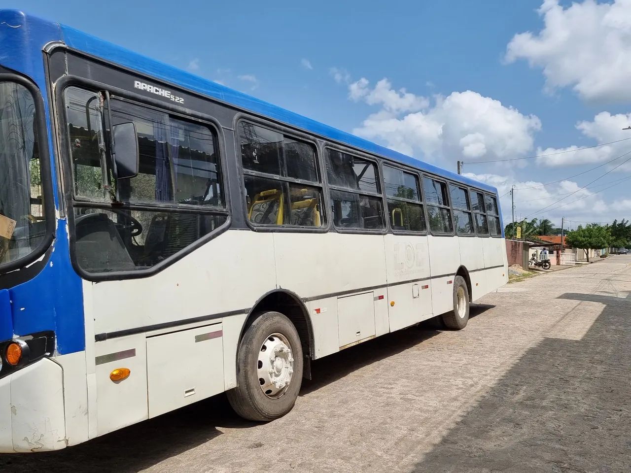 Ônibus Apache s22 mwm serie 12