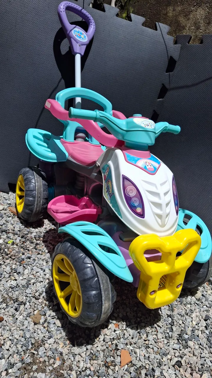 Quadriciclo Infantil - Diversão garantida!