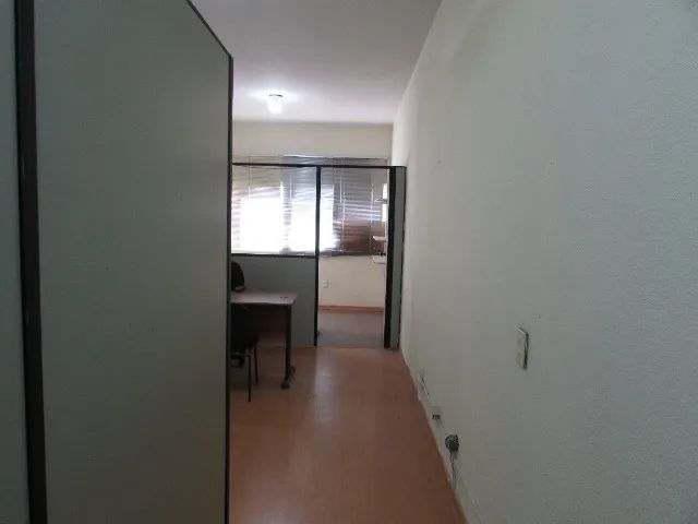 Sala comercial no centro do Rio em otimo estado.