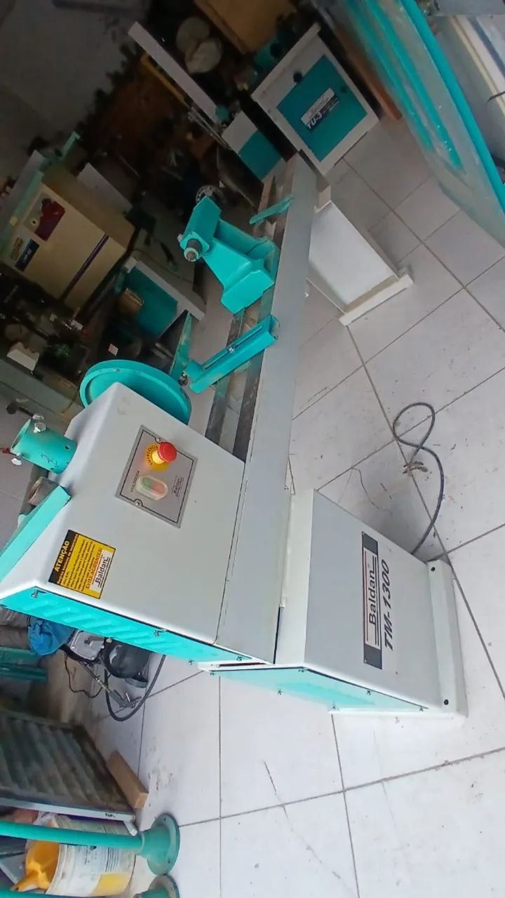 Torno Baldan 1300mm 2cv Para Madeira