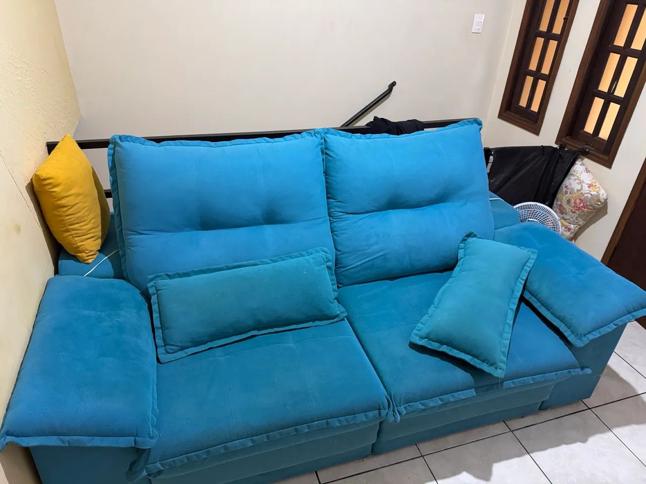 Sofá retrátil 64316918413315121